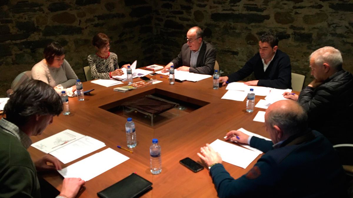 Reunión de la Asociación Camino de Invierno en el Castillo de Ponferrada.