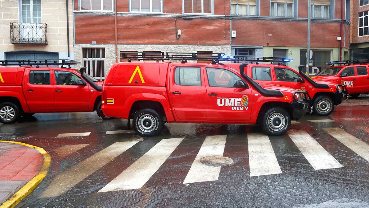 La intervención de la UME en La Robla. | ICAL