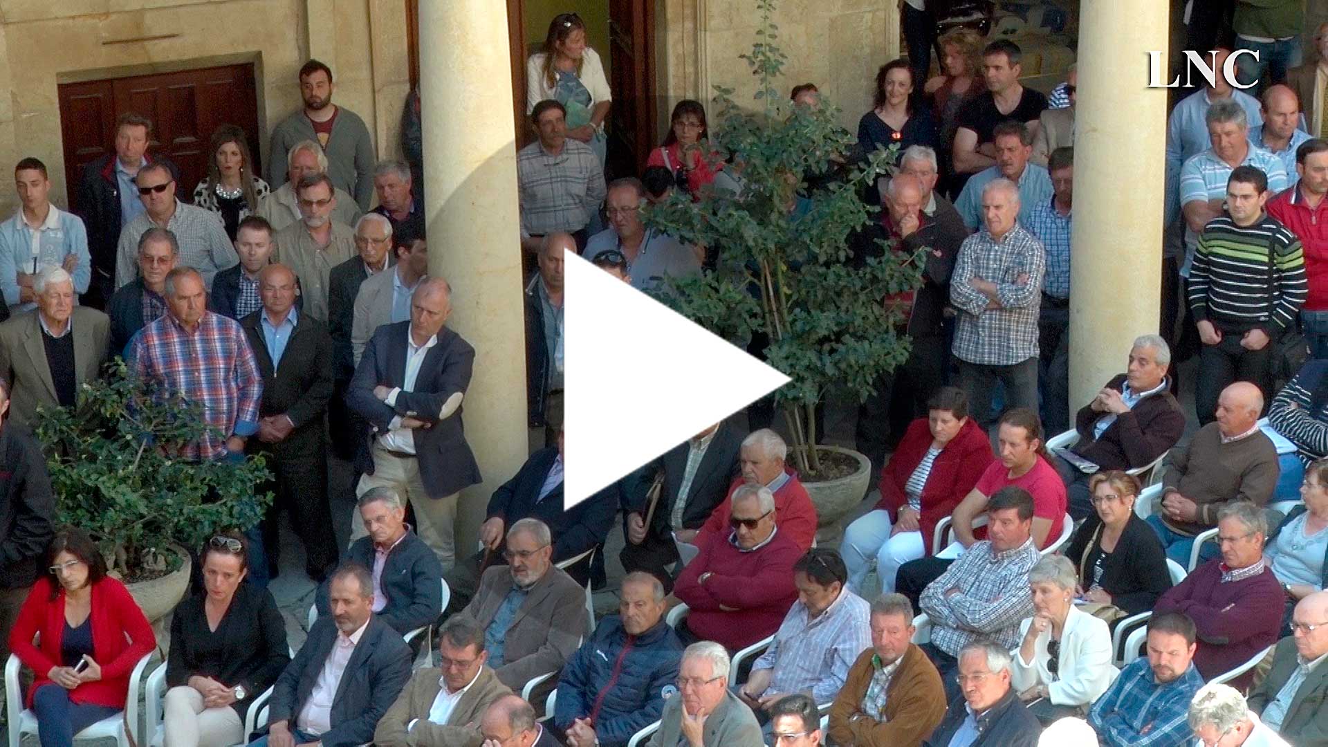 Imagen de archivo de una de las acciones en defensa de las juntas vecinales.