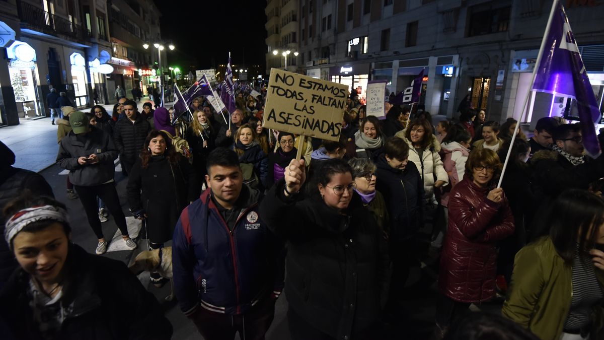 Un momento de la manifestación del 25 de noviembre contra la violencia de género. | SAÚL ARÉN