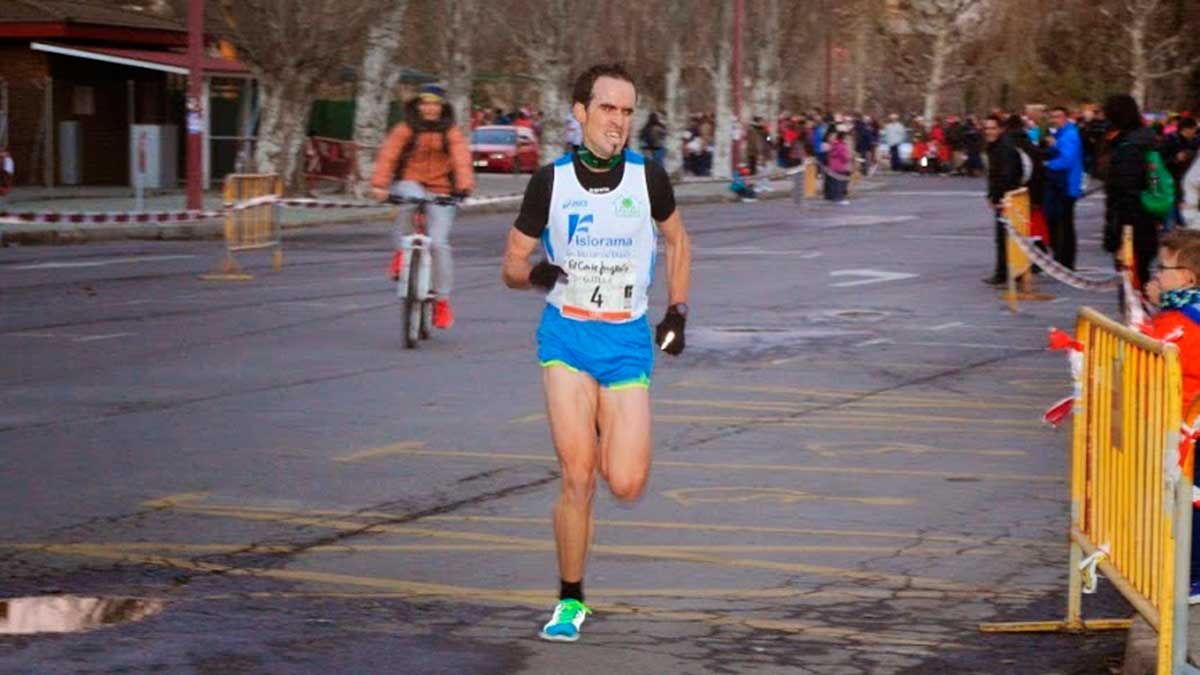 Guillermo García durante la San Silvestre leonesa del domingo.