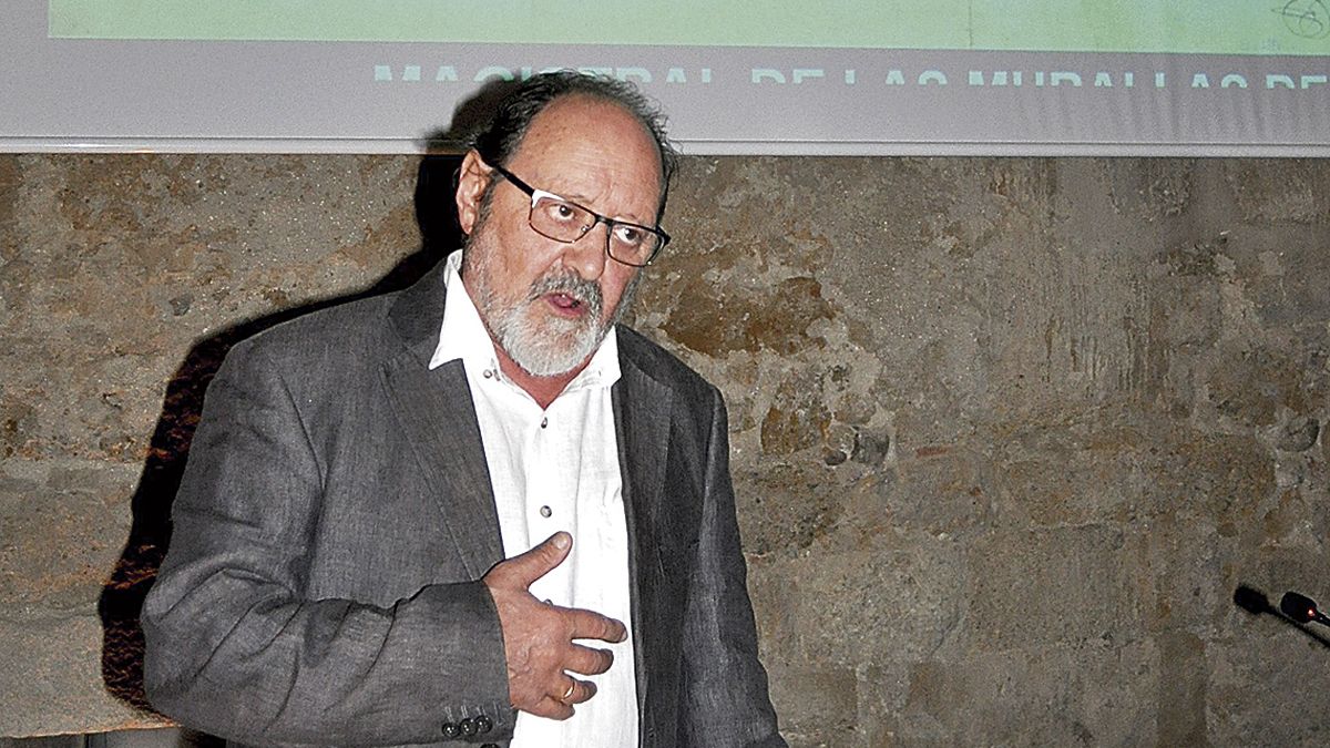 El investigador Juan Carlos Ponga, autor de la publicación. | PROMONUMENTA