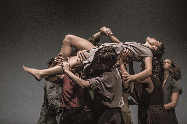 La compañía La Phármaco pone en escena ‘Una gran emoción política’ este jueves en el Auditorio.