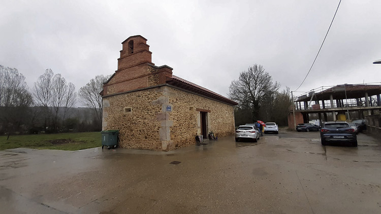 Vista exterior de la ermita.
