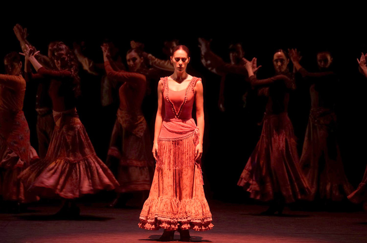 ‘Fuego’ abre este jueves la temporada de teatro y danza de 2022 en el Auditorio de la mano del Ballet de Antonio Gades. | JAVIER DEL REAL