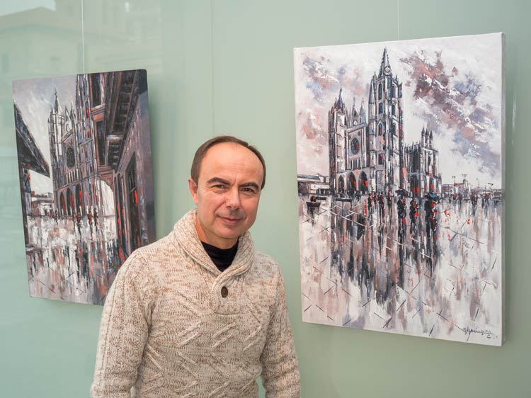 José Domínguez y sus obras sobre la Catedral. | VICENTE GARCÍA