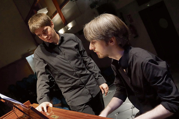 Carlos Marín y Álvaro Martín del Burgo protagonizarán el 12 de julio un concierto de piano a cuatro manos en el Auditorio Ciudad de León.