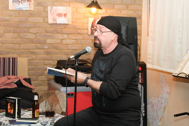 MOBT en un recital poético. | VICENTE GARCÍA