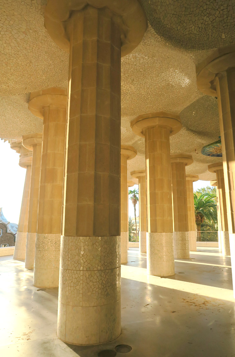 Las columnas dóricas del Parque Güell.