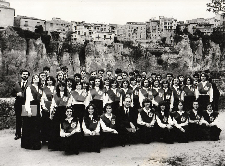 La primera participación en Cuenca en 1984 cuando el Coro Universitario de León se clasificó para representar a España en el ‘Europa Cantat’.| ULE