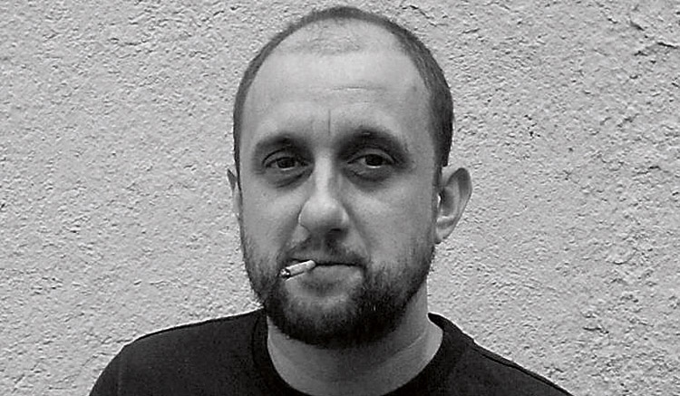 El autor castellonense Héctor Sánchez Minguillán.