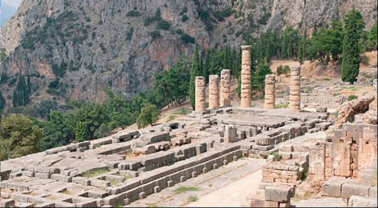 Templo de Apolo, en Delfos.