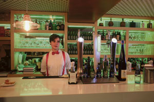 Vinos y raciones también forman parte de la oferta del establecimiento. | DANIEL MARTÍN