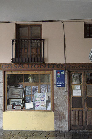 La centenaria taberna Casa Benito. | JUAN CARLOS CARBAJO LARSEN