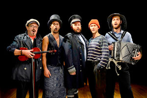 Teatro Gorakada realiza una versión de 'Moby Dick' para el público familiar.