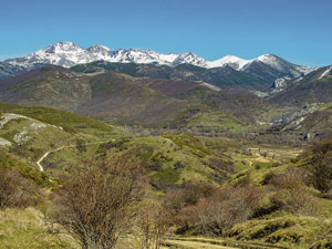 Macizo de Mampodre desde la collada de Barbadillo. | VICENTE GARCÍA