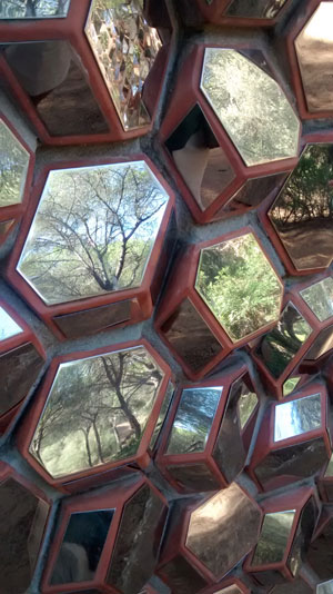 Muro de cuasiladrillos. Olafur Eliasson. Montenmedio, Cádiz. | FUNDACIÓN NMAC