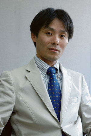 El japonés Shingo Shimoda presentó el proyecto Biomot.