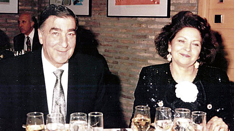 Laurentino Vega de Castro y su mujer Celia Gordón en un acto. | EL ADELANTADO