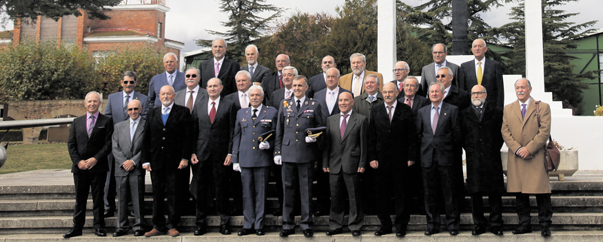 Los alumnos de la 54ª promoción se reunieron este fin de semana en León para celebrar su aniversario.