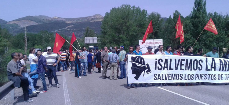 Los mineros siguen con su lucha y vuelven a cortar la N-630