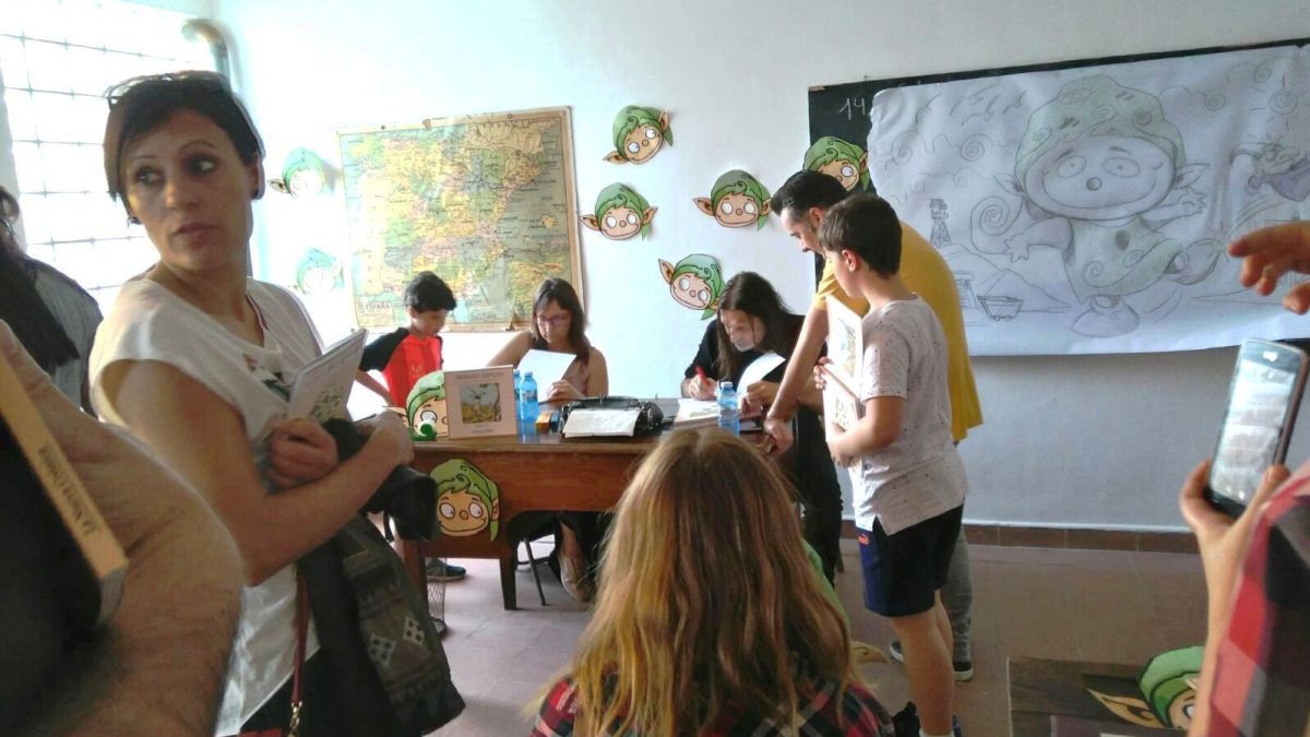 Presentación en Fabero, en el pequeño museo de La Escuela del Ayer.