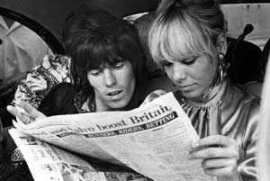 Keith Richards y Anita Pallenberg, siempre perseguidos por la prensa. | L.N.C.