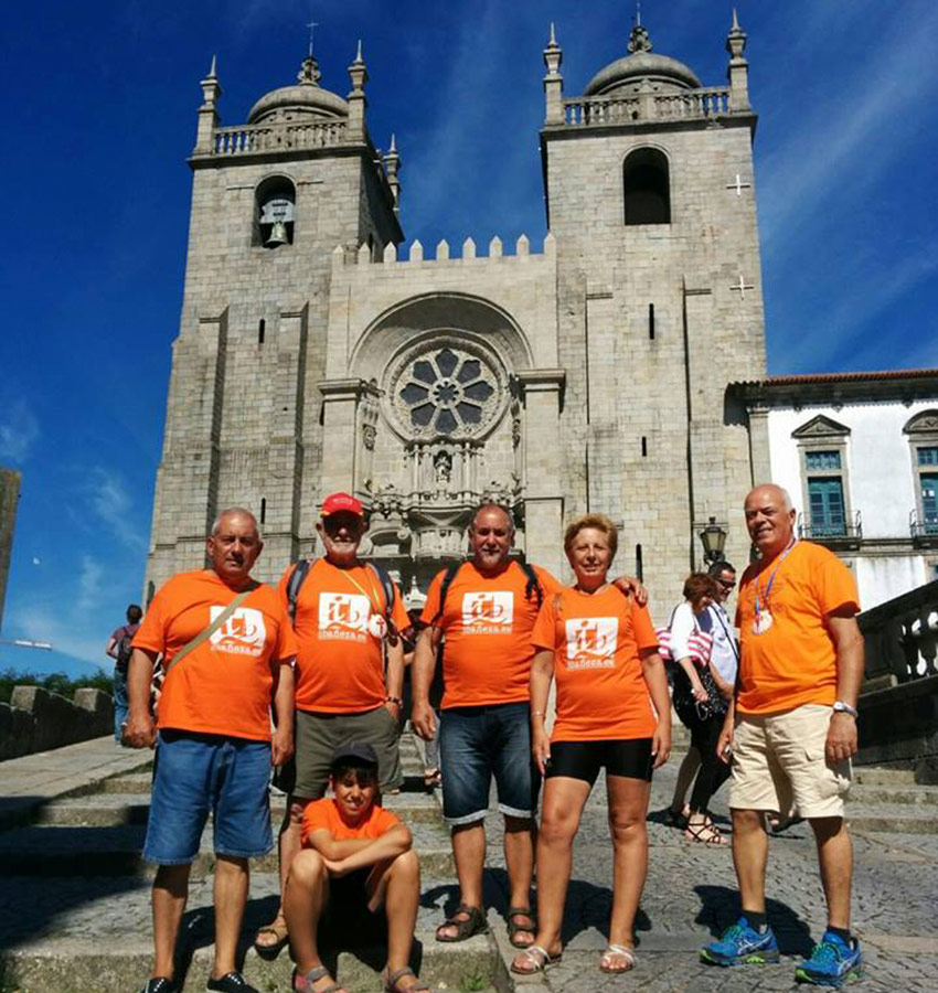 Imagen de la primera jornada de Monte Urba en la ciudad portuguesa de Oporto, antes de iniciar la peregrinación.