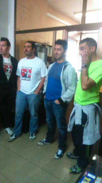 Los encerrados en el Ayuntamiento de Villablino.